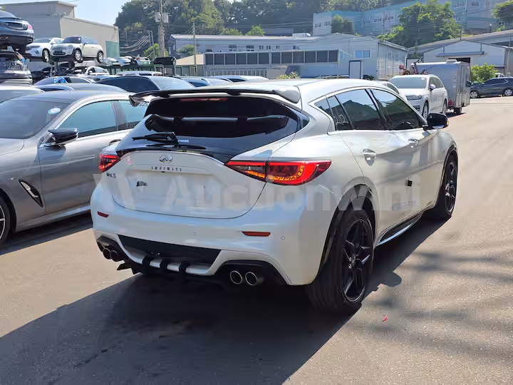 Infiniti Q30 2018 — 4