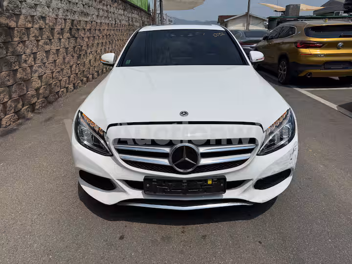 Mercedes Benz C Class 2018 — 2