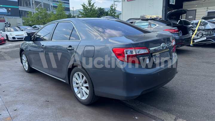 Toyota Camry Hybrid 2012 — 5
