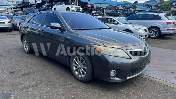 Toyota Camry Hybrid 2010 — 3