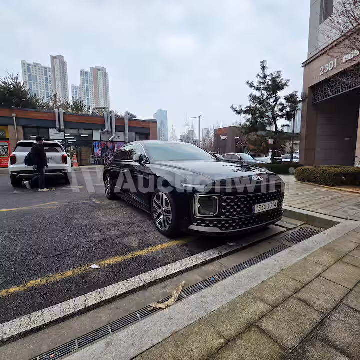 Hyundai Grandeur IG 2023 — 3