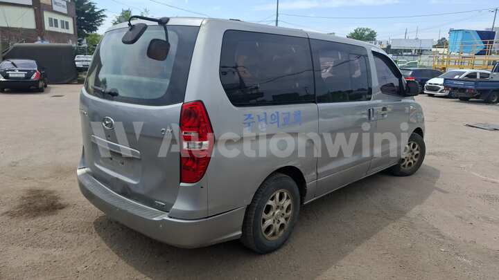 Hyundai Grand Starex 2013 — 5