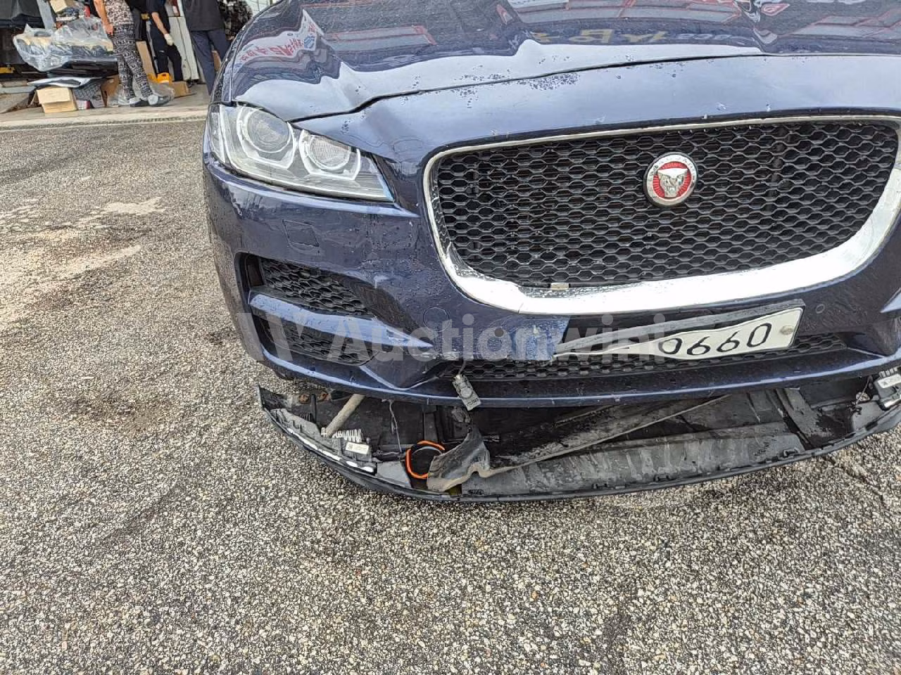 Jaguar F-pace 2017 — 5