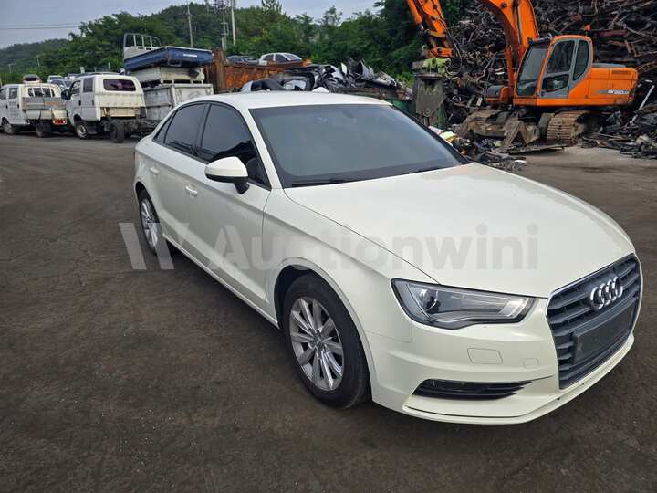 Audi New A3 2015 — 2