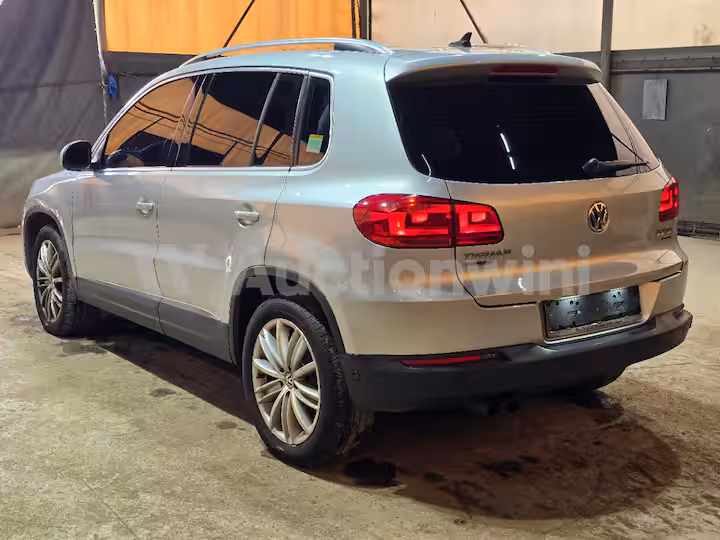 Volkswagen New Tiguan 2012 — 3