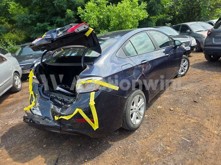 Chevrolet Cruze 2017 — 5
