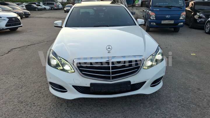 Mercedes Benz E300 2014 — 3