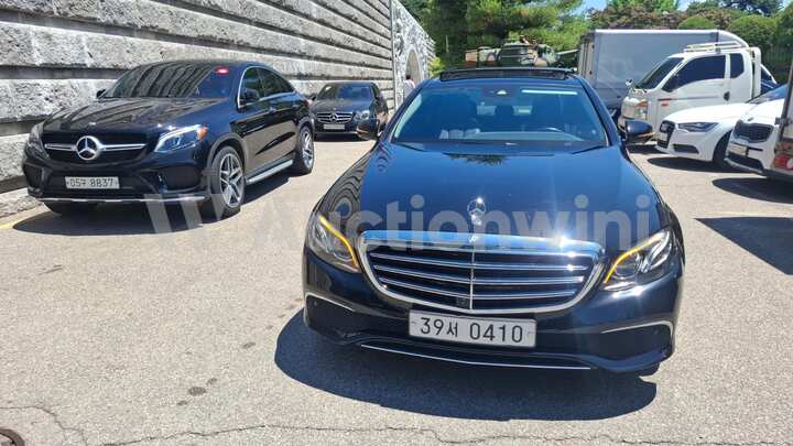 Mercedes Benz E Class W213 2017 — 3