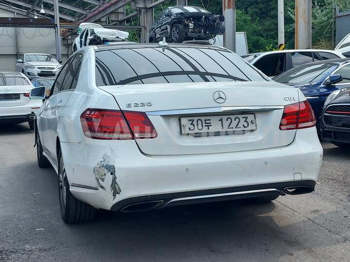 Mercedes Benz E Class 2014 — 3