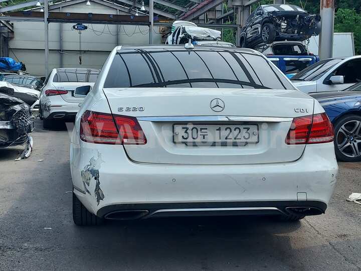 Mercedes Benz E Class 2014 — 4