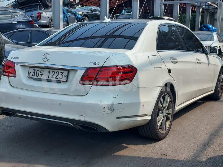 Mercedes Benz E Class 2014 — 5