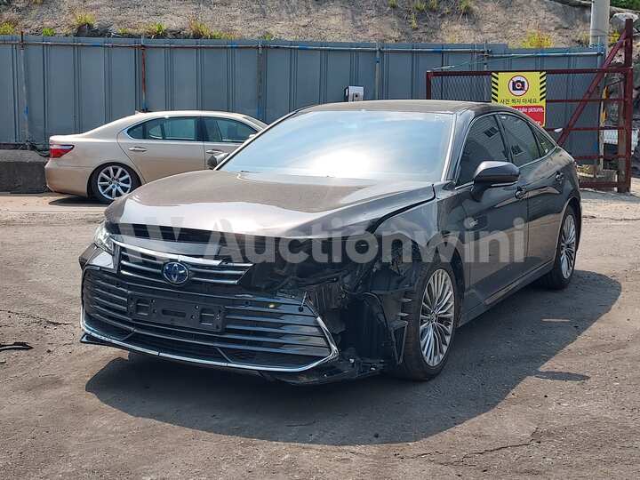 Toyota Avalon 5th Gen 2019 — 4