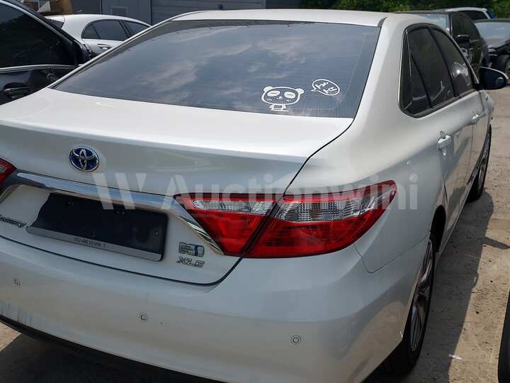 Toyota Camry Hybrid 2017 — 5