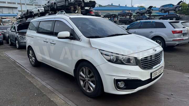 Kia All New Carnival 2016 — 3