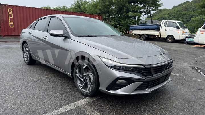 Hyundai Avante CN7 2024 — 3