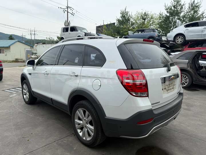Chevrolet Captiva 2018 — 3