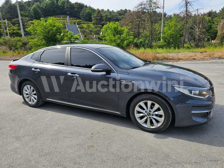 Kia K5 2nd Gen 2016 — 3