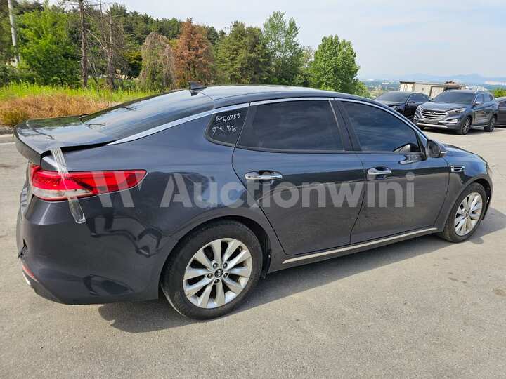 Kia K5 2nd Gen 2016 — 4