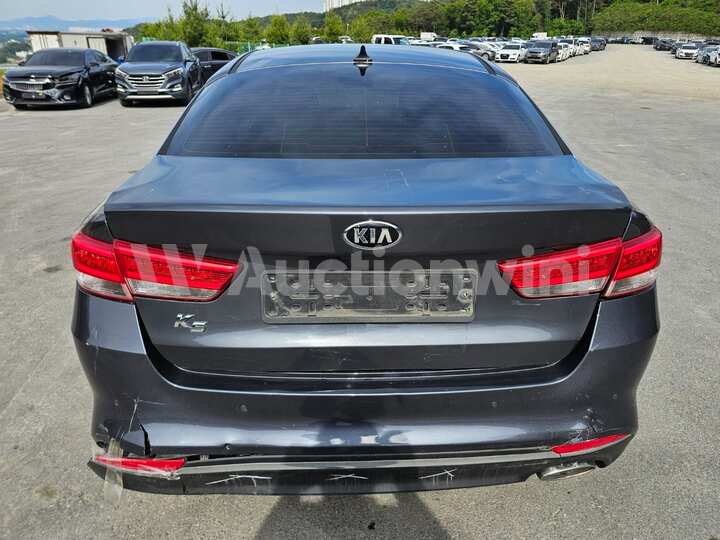 Kia K5 2nd Gen 2016 — 5