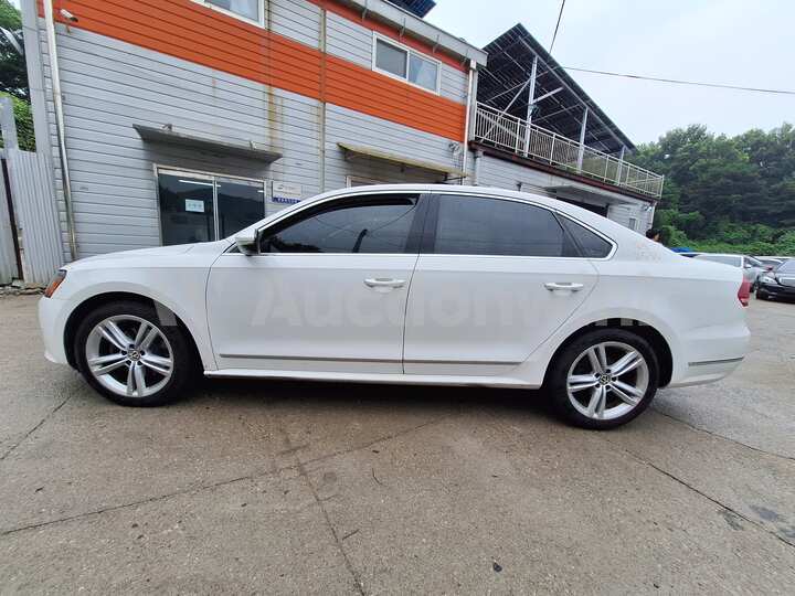 Volkswagen Passat 2014 — 2