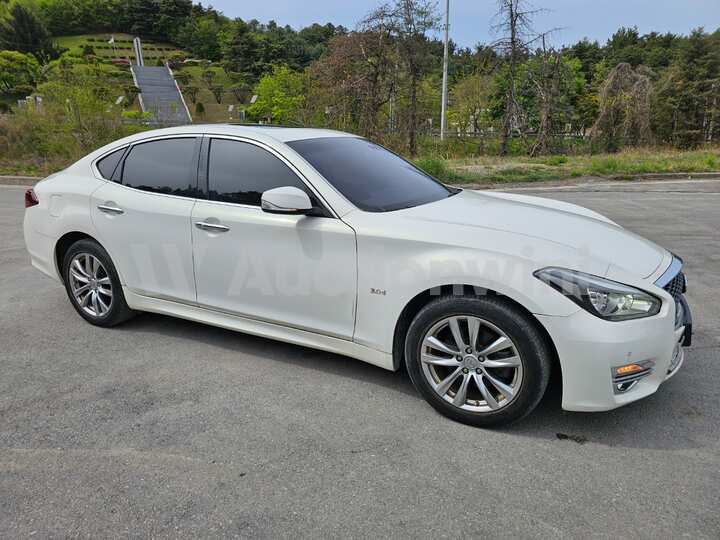 Infiniti Q70 2015 — 3