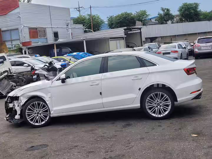 Audi A3 2018 — 3