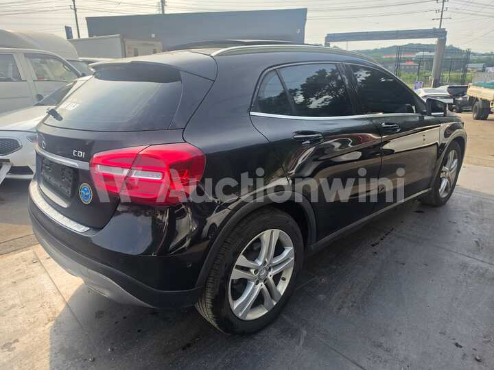 Mercedes Benz GLA Class X156 2015 — 5
