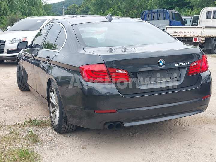 BMW 5 Series 2011 — 3