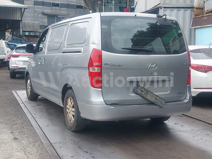 Hyundai Grand Starex 2016 — 3