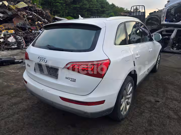 Audi Q5 2011 — 4