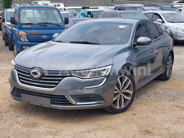Renault SM6 2016 — 2