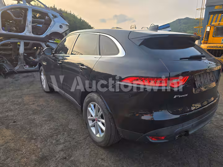 Jaguar F-pace 2016 — 4
