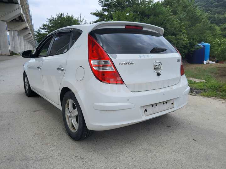 Hyundai i30 2010 — 4