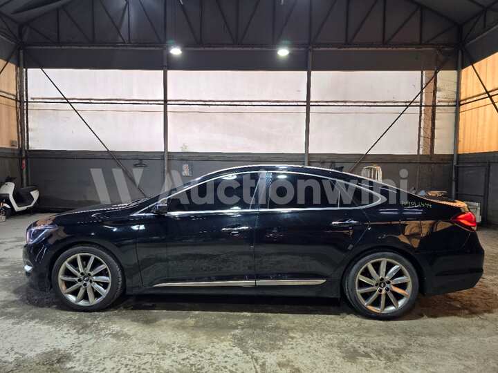 Hyundai Aslan 2016 — 2