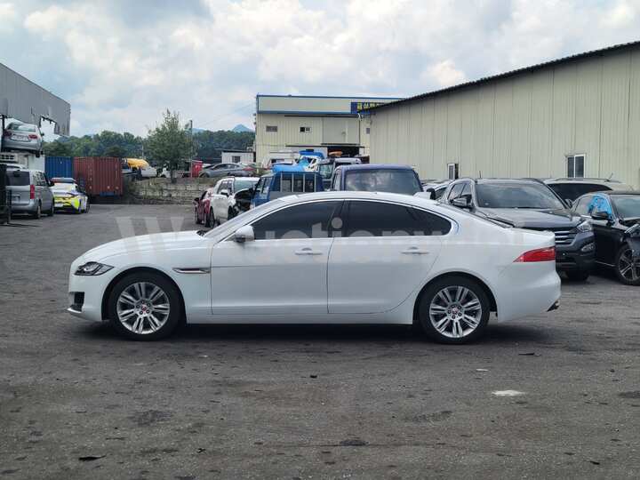 Jaguar XF 2018 — 3