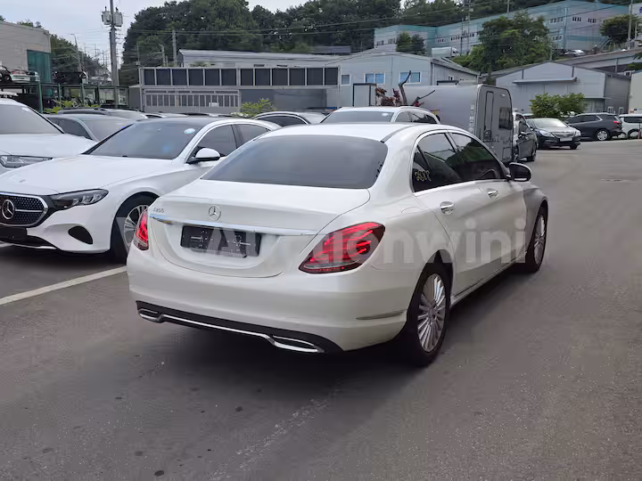 Mercedes Benz C Class W205 2015 — 4