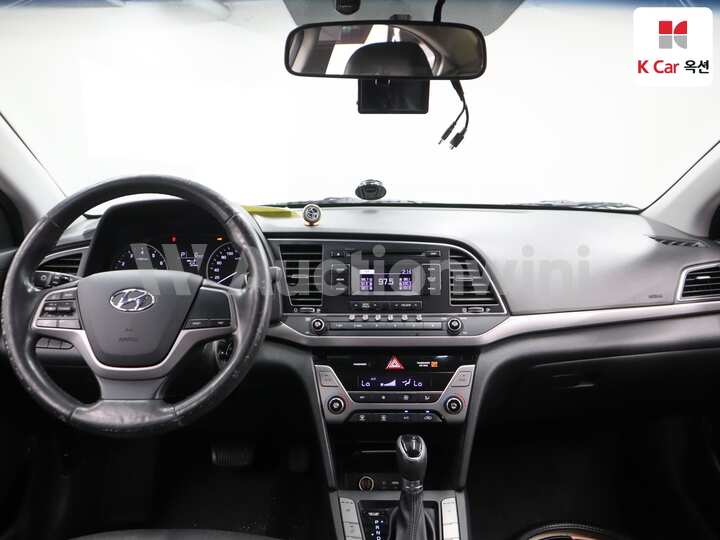 Hyundai Avante AD 2016 — 3