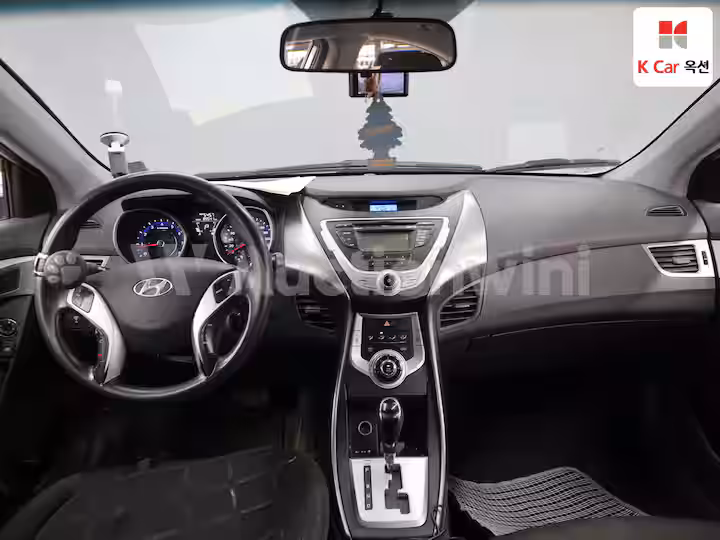 Hyundai Avante MD 2011 — 3