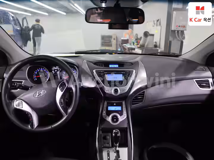 Hyundai Avante MD 2011 — 3