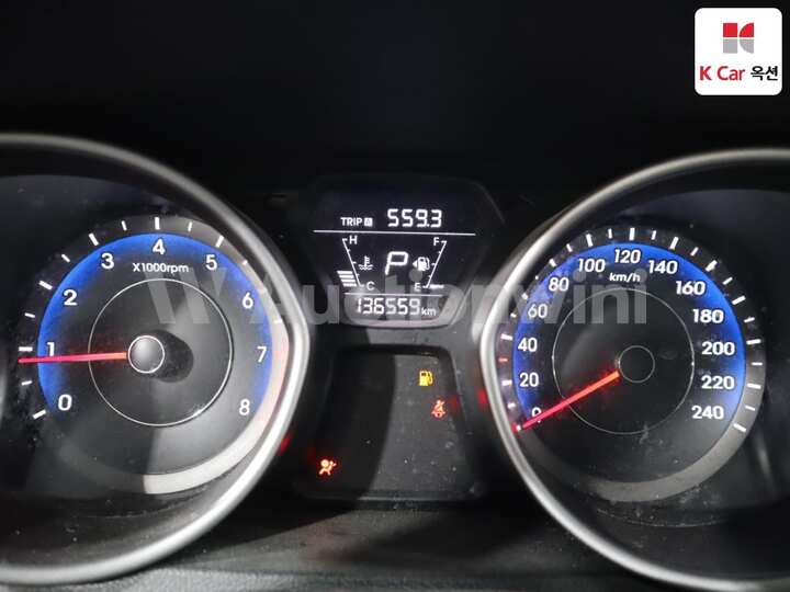 Hyundai The New Avante 2014 — 5