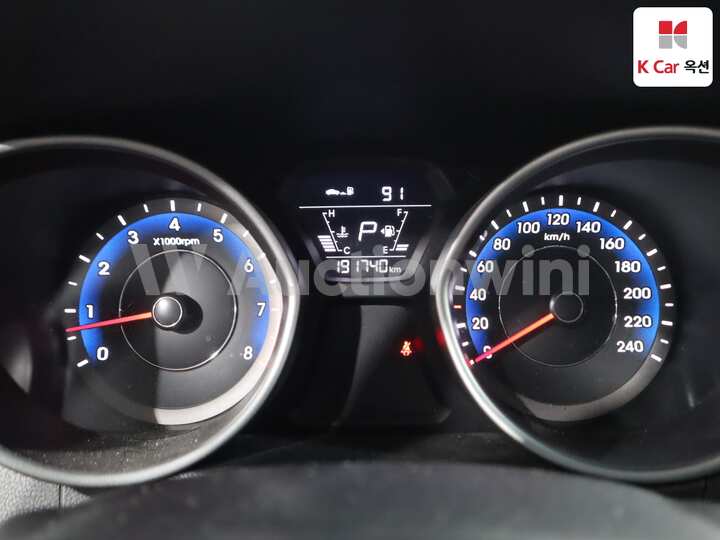 Hyundai The New Avante 2014 — 5
