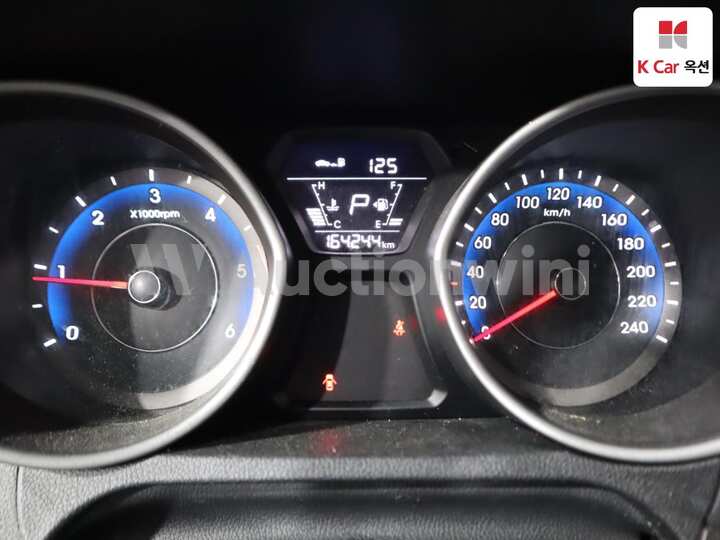 Hyundai The New Avante 2014 — 5