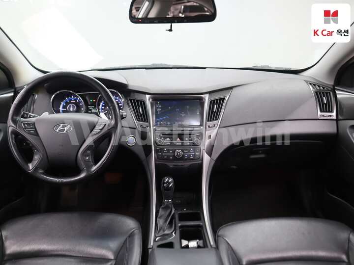 Hyundai YF Sonata The Brilliant 2013 — 3