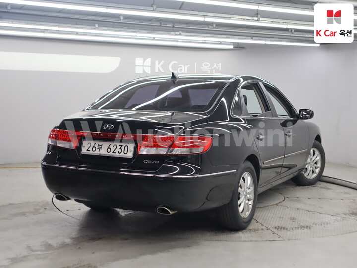 Hyundai Grandeur New Luxury 2010 — 2