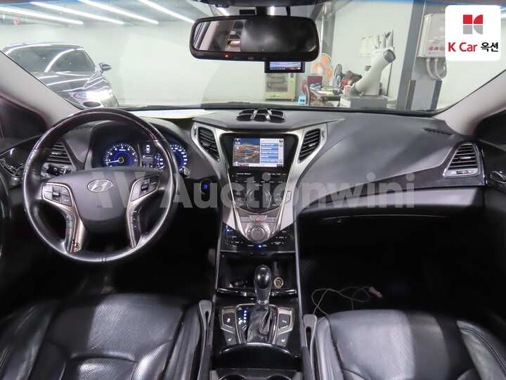 Hyundai Grandeur HG 2011 — 3
