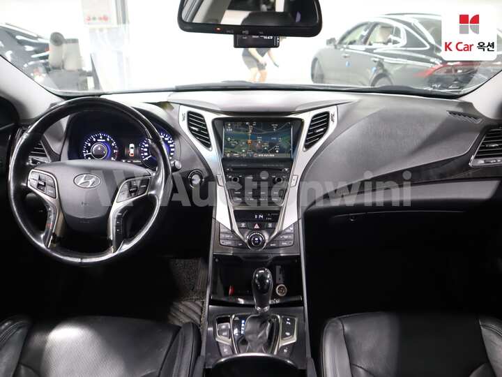 Hyundai Grandeur HG 2014 — 3