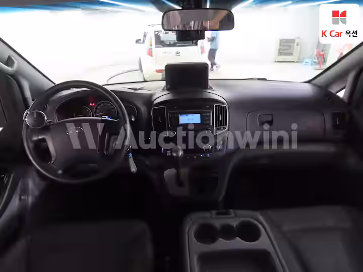 Hyundai Grand Starex 2017 — 3