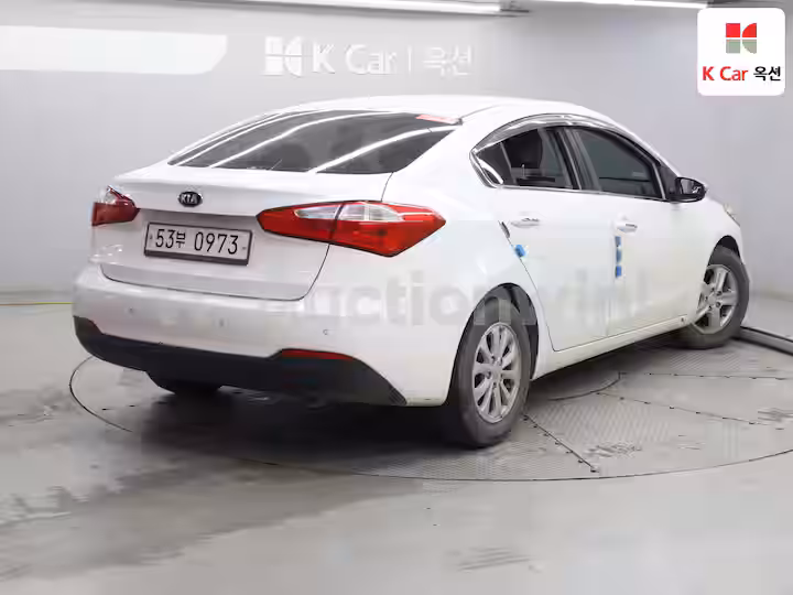 Kia K3 2015 — 2
