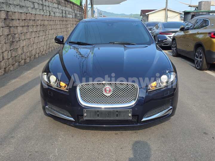 Jaguar XF 2015 — 2