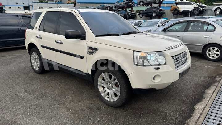 Land Rover Freelander 2010 — 3